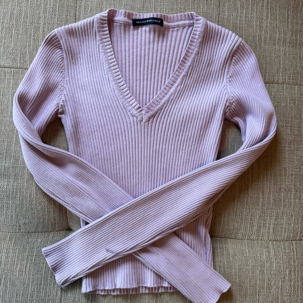 Brandy Melville Lavender V-Neck Sweater